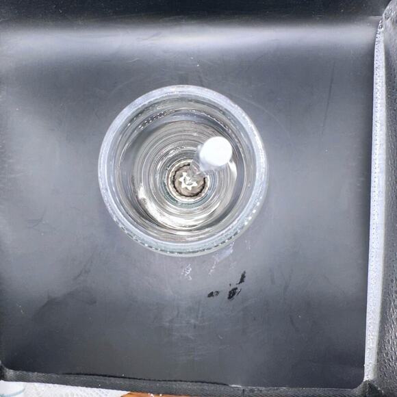 Vintage Cooks Club Acrylic/Lucite Wood Top Pepper Grinder Shaker Dark Blue Wood - Picture 5 of 7